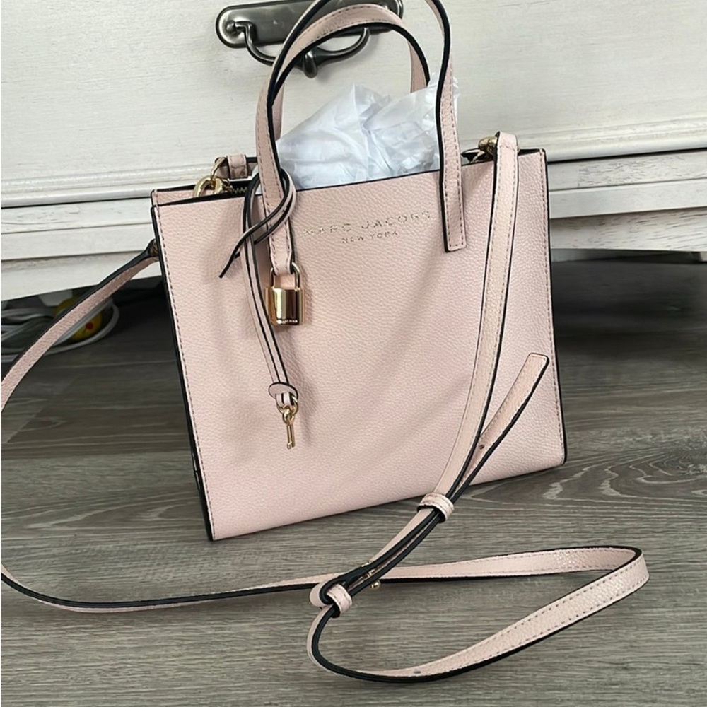 Marc Jacobs Pink Crossbody Bag with Modern Design new - Picture 2 of 8